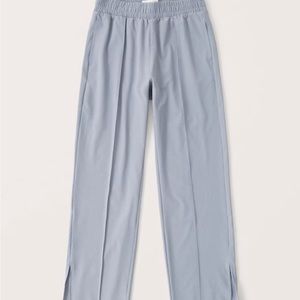 Abercrombie & Fitch Travelers Track pants (short)